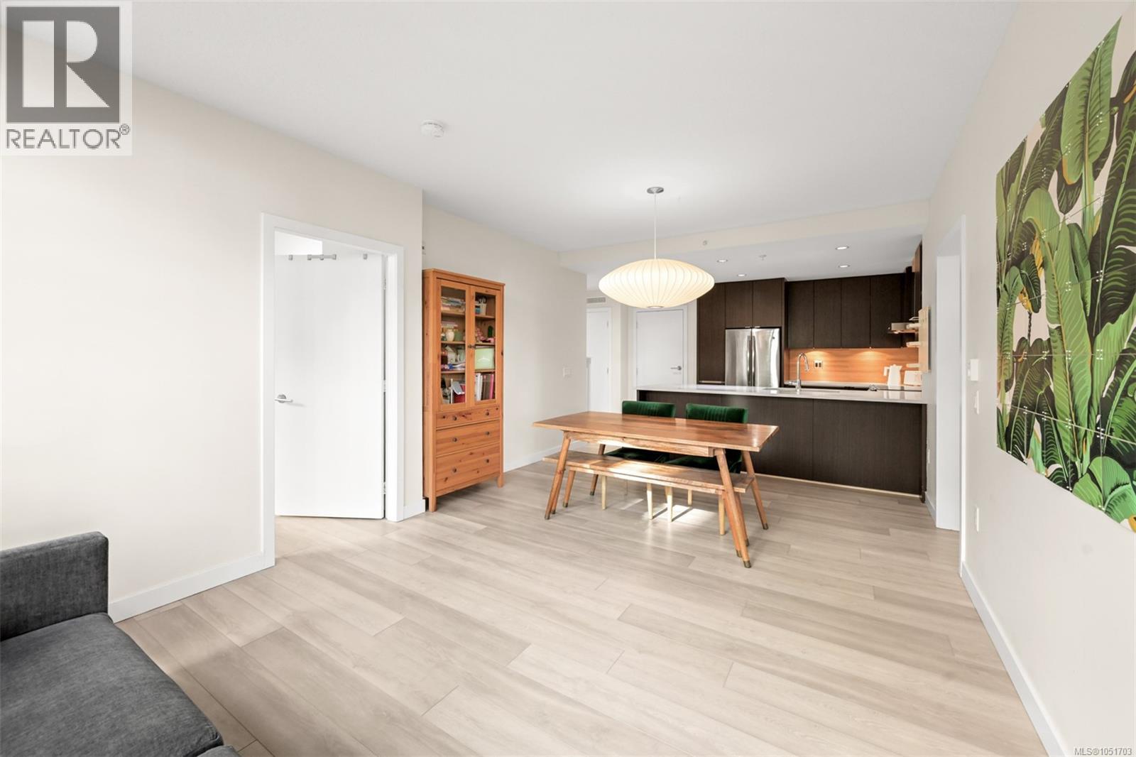 #106 640 Michigan St - 6