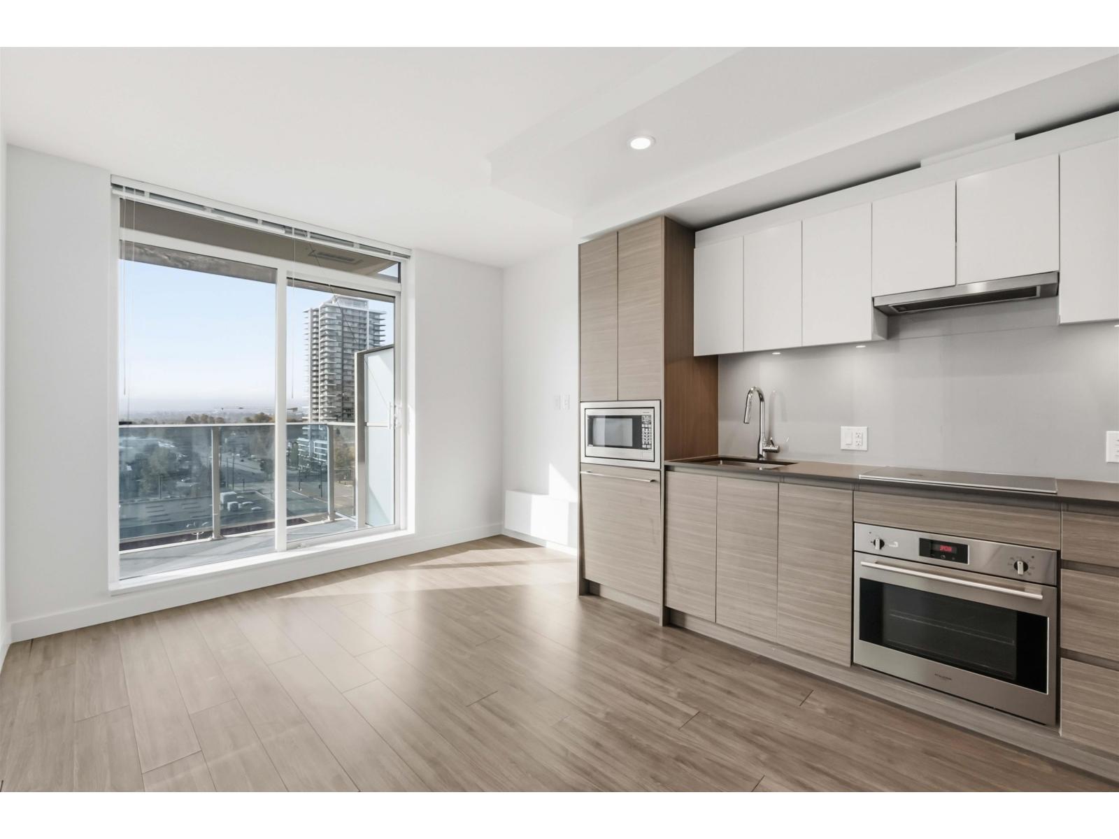 701 13615 FRASER HIGHWAY, Surrey
