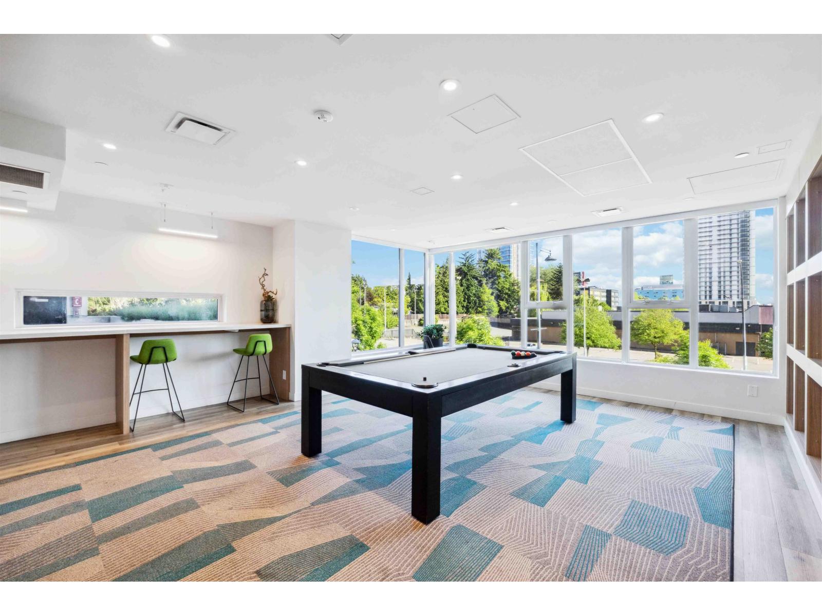 701 13615 FRASER HIGHWAY, Surrey