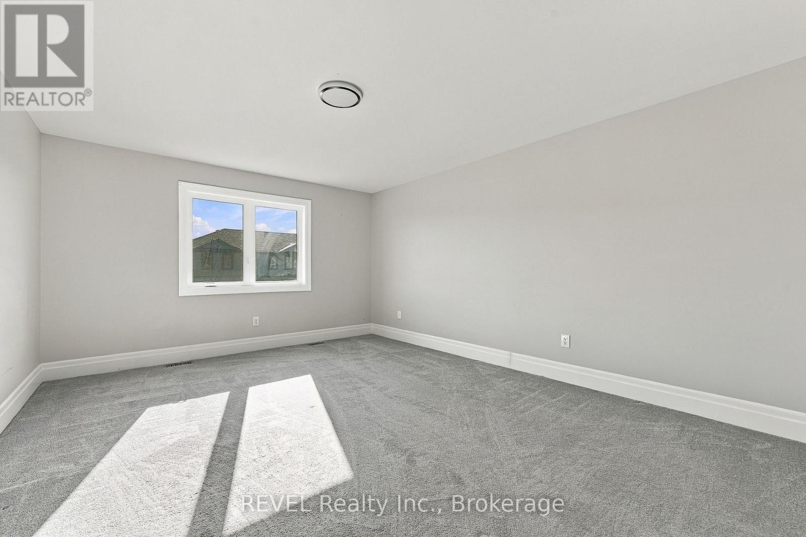 72 MARKLAND AVENUE - 31