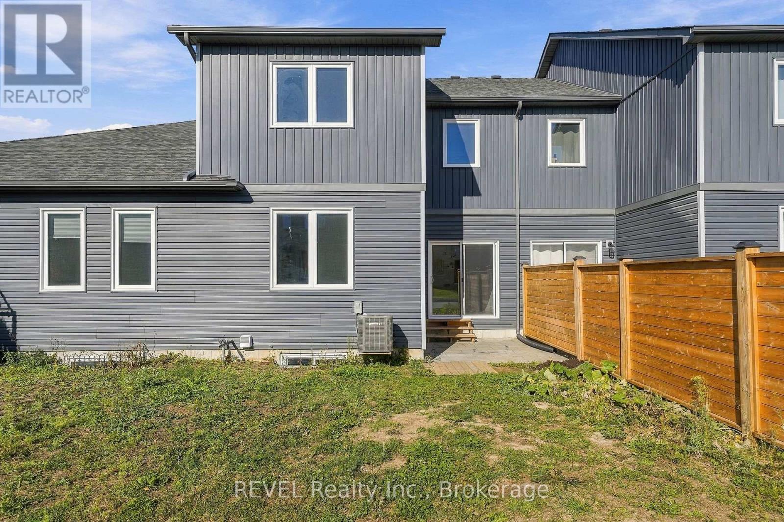 72 Markland Avenue, Prince Edward County, ON photo 43