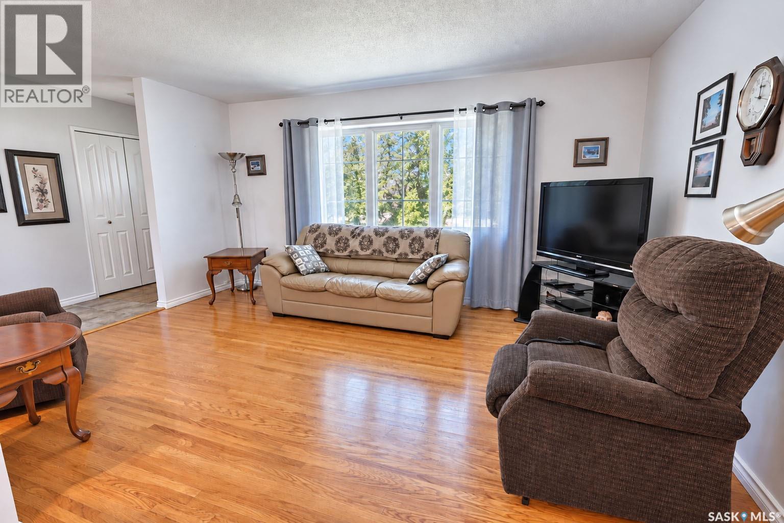2338 McDonald AVENUE, Prince Albert — photo 3