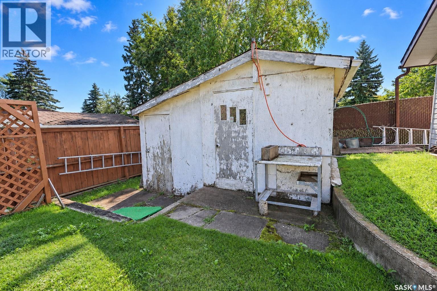2338 McDonald AVENUE - 30