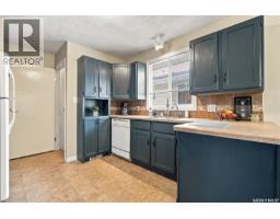 38 Petersmeyer Street, Regina, SK S4R7P7 Photo 13