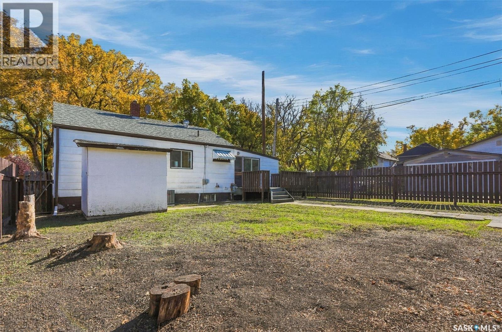 815 F AVENUE N, Saskatoon — photo 29
