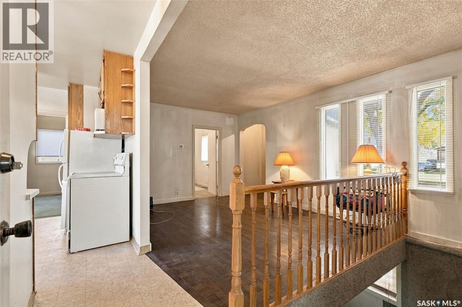 815 F AVENUE N, Saskatoon — photo 6