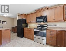 30 Pear Tree Avenue, St  Thomas, ON N5R0B5 Photo 17