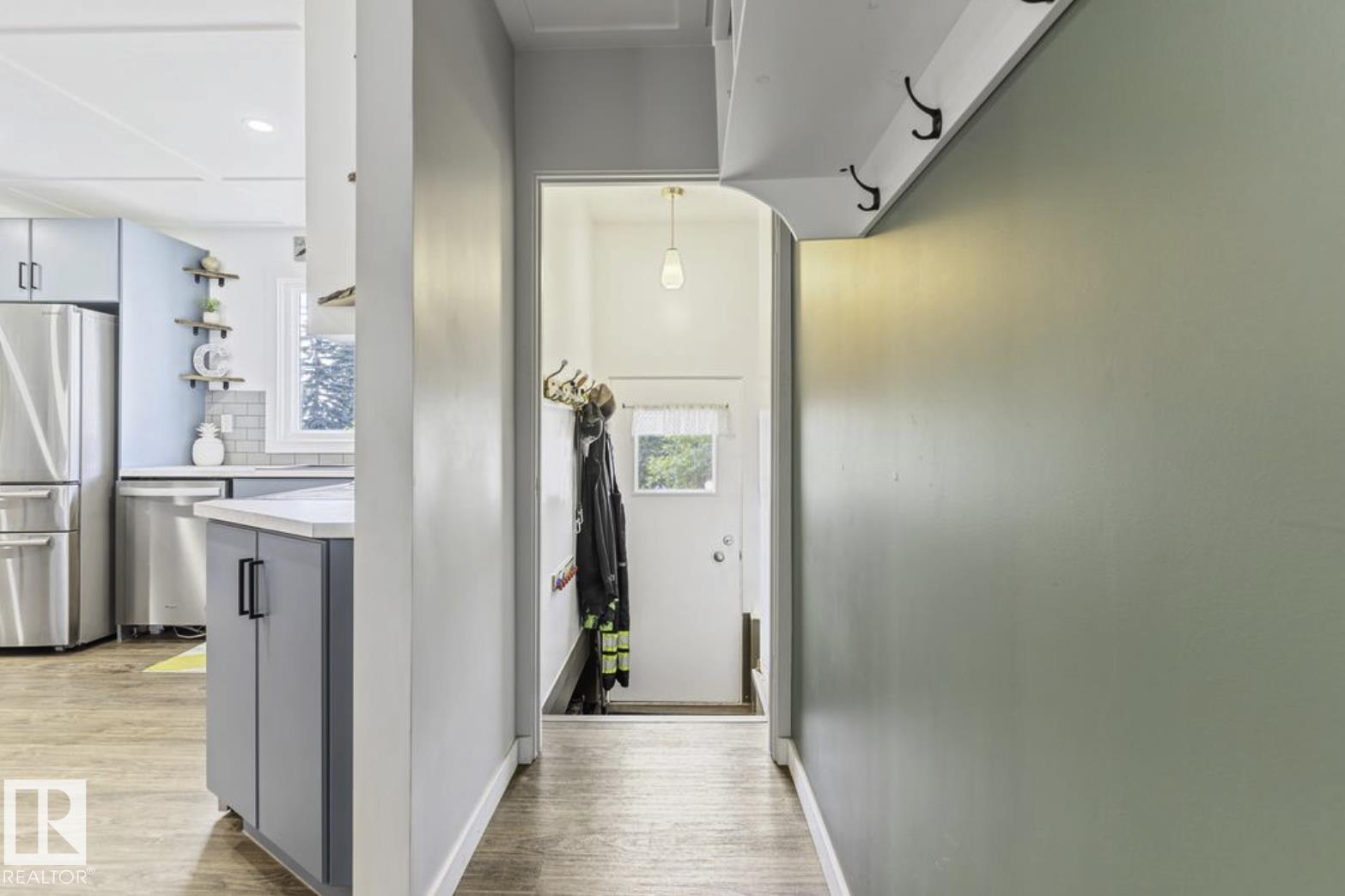 6221 44B Avenue - Image 29