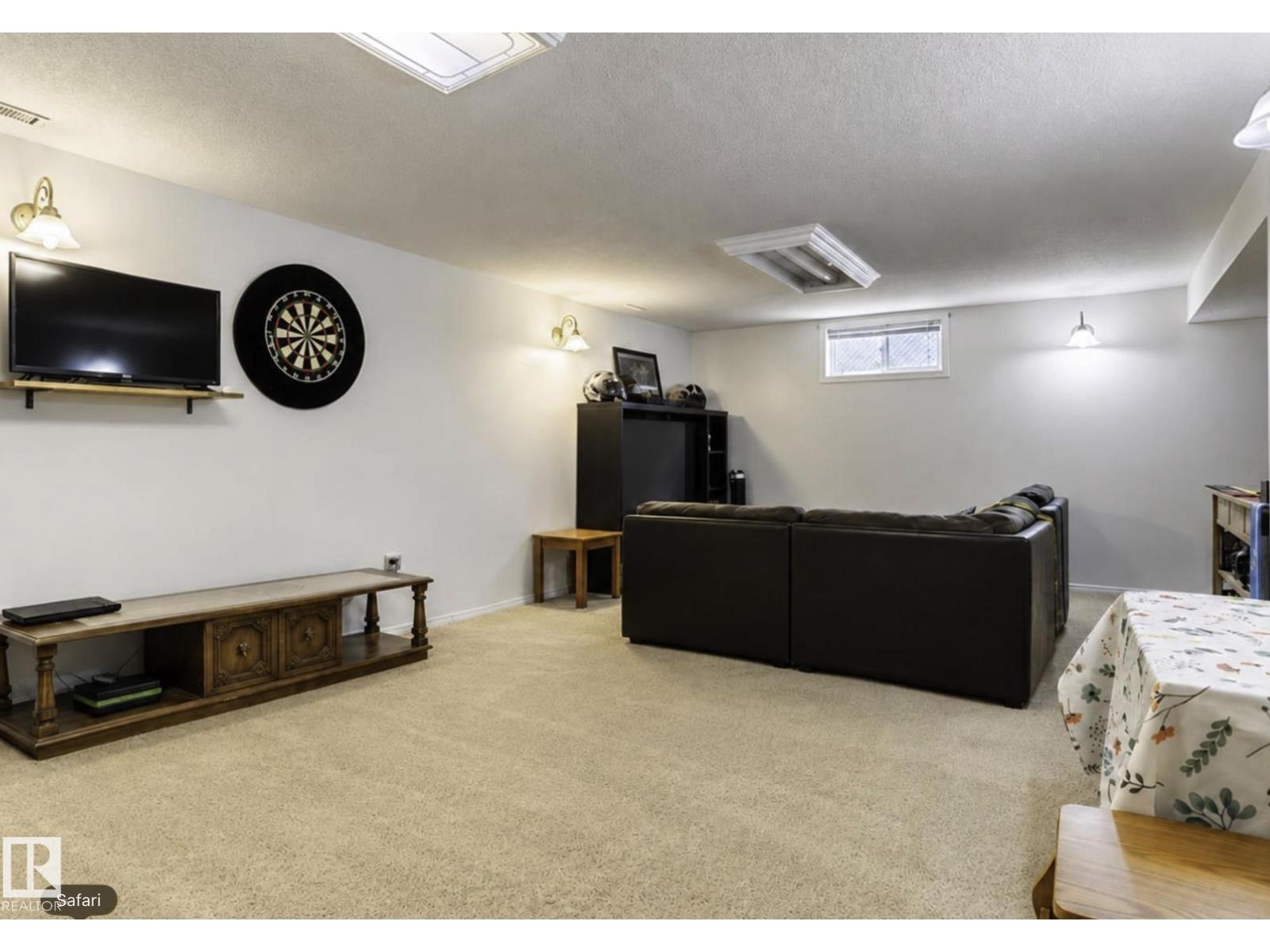6221 44B Avenue - Image 34