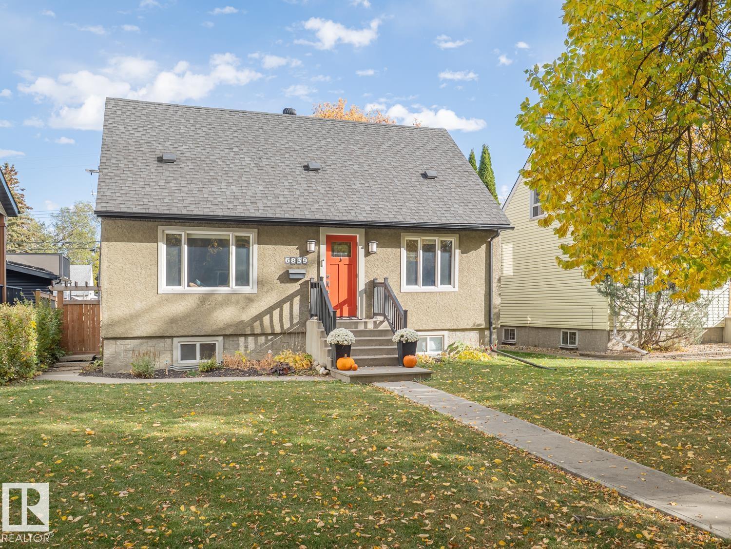 6839 111 ST NW - 2