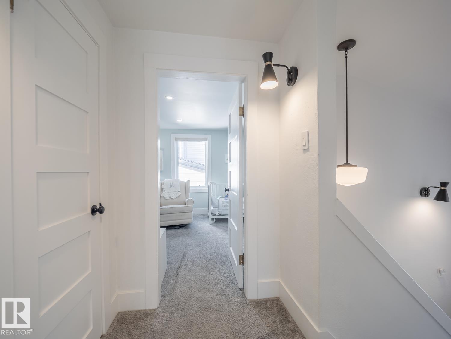 6839 111 ST NW - 22