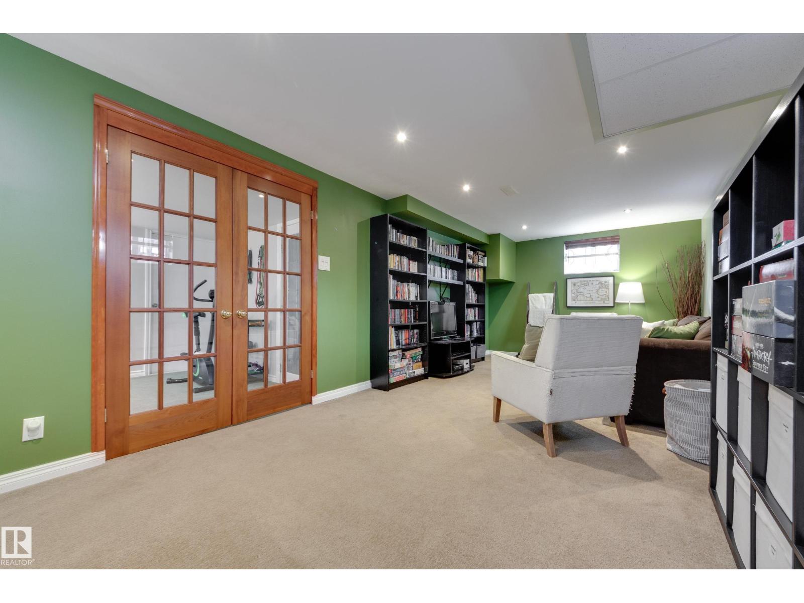 10466 159 ST NW - Image 24