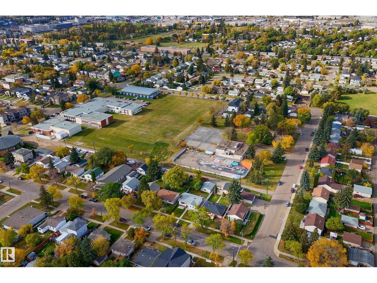 10466 159 ST NW - Image 51