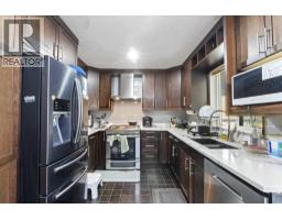 Sunroom - 52 Edgepark Road Nw, Calgary, AB T3A4P8 Photo 7