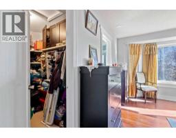 Bedroom - 52 Edgepark Road Nw, Calgary, AB T3A4P8 Photo 14
