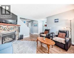 57 Martinvalley Way NE - photo 6