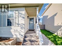 57 Martinvalley Way NE - photo 2