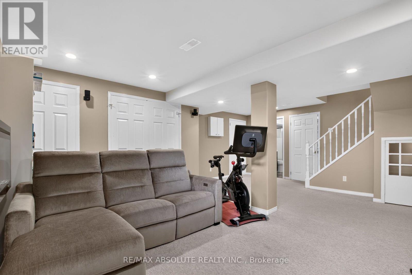 67 YOUNGS FARM WAY - Image 38