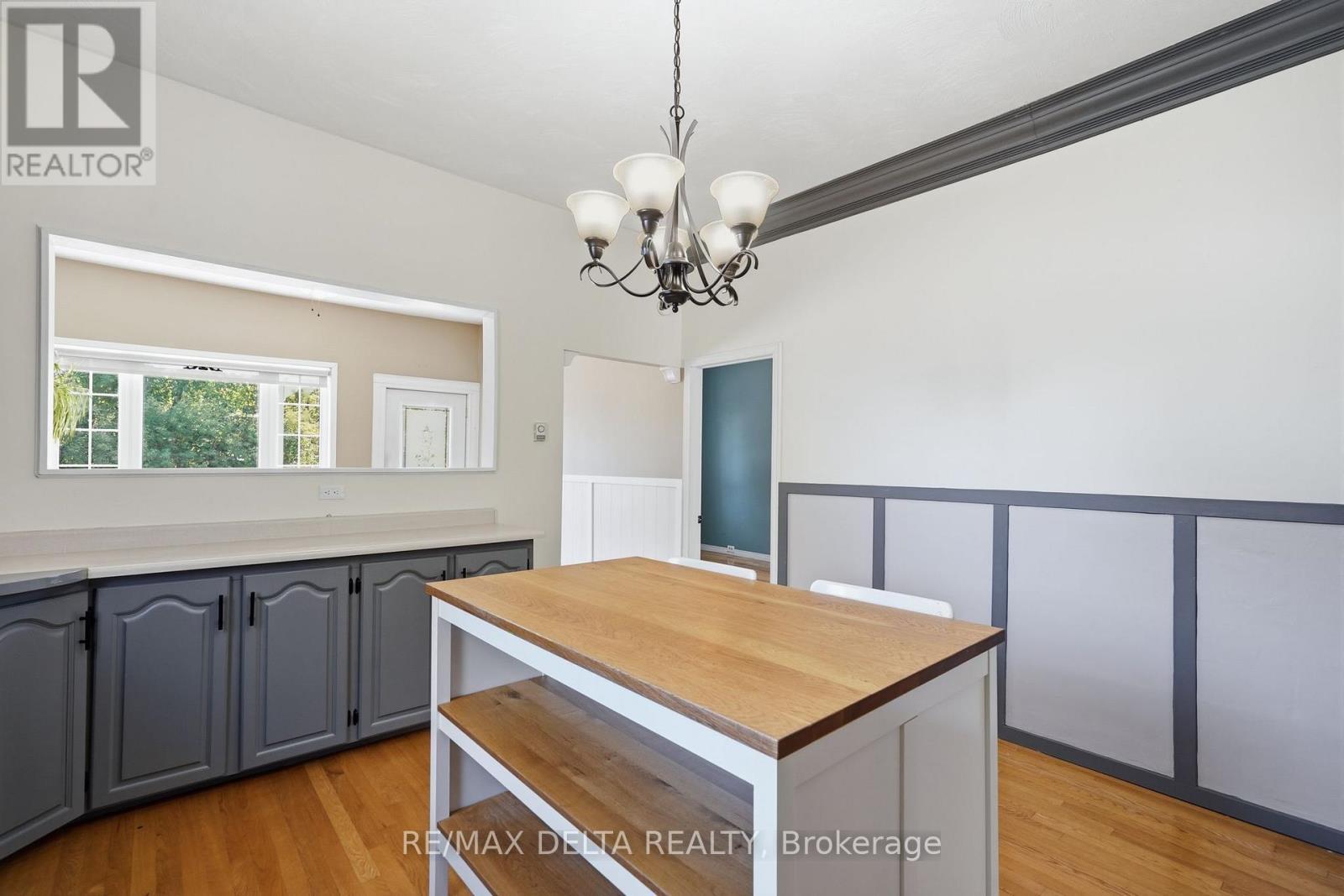 730 GERARD STREET - 11