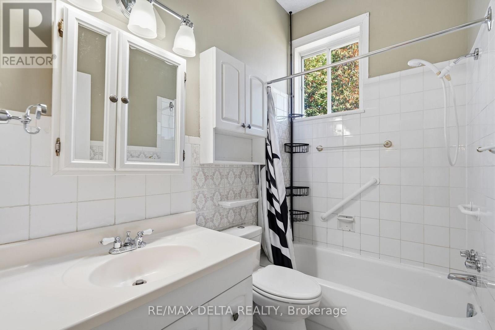 730 GERARD STREET - Image 13