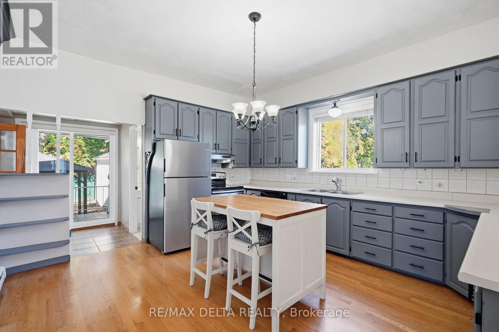 730 GERARD STREET - Image 8