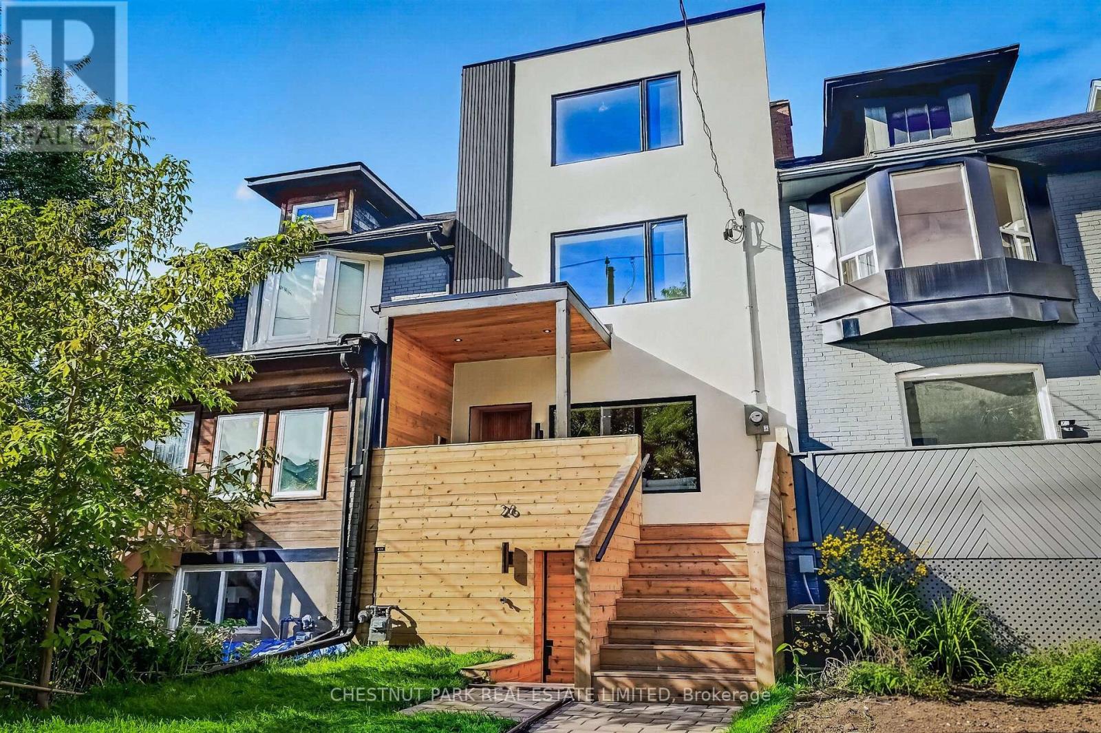 26 CAROLINE AVENUE - 1