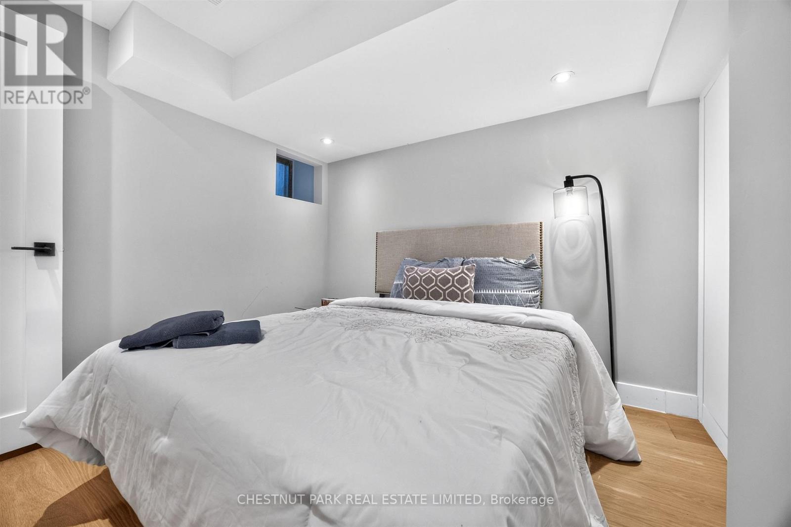 26 Caroline Avenue, Toronto, ON photo 41