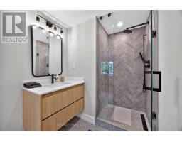 26 Caroline Avenue, Toronto, ON M4M2X7 Photo 32