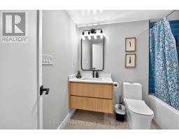 26 Caroline Avenue, Toronto, ON M4M2X7 Photo 34