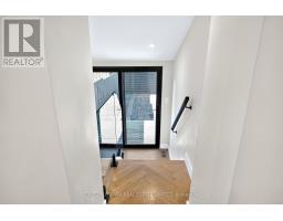 26 Caroline Avenue, Toronto, ON M4M2X7 Photo 46