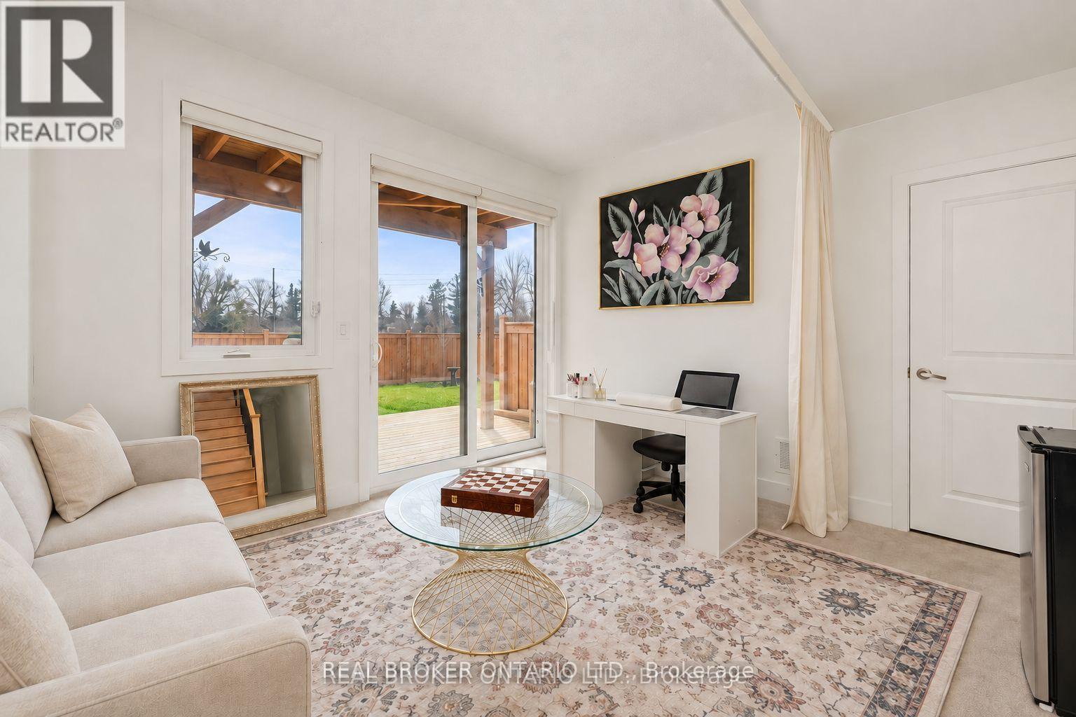9 Nautical Way, Whitby, ON photo 3