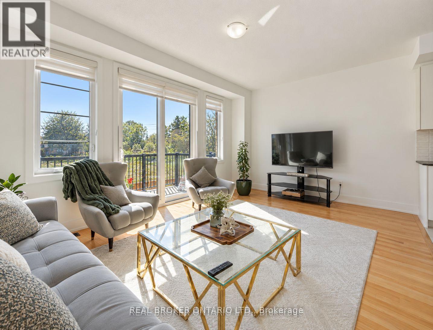 9 Nautical Way, Whitby, ON photo 8