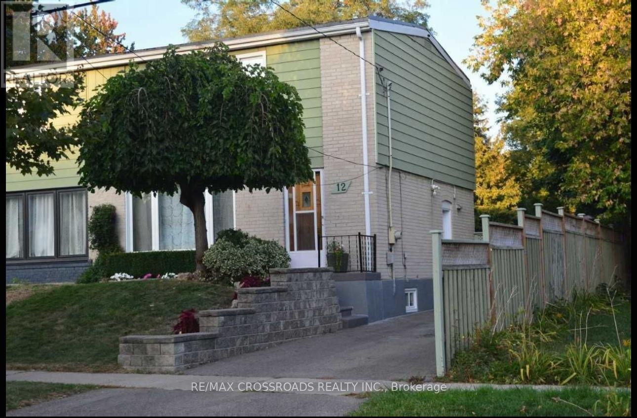 Photo of 12 Chevron Crescent