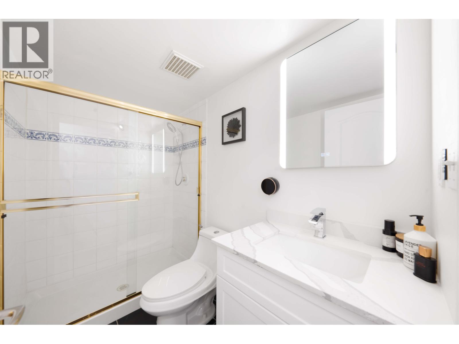 803 1327 E KEITH ROAD, North Vancouver
