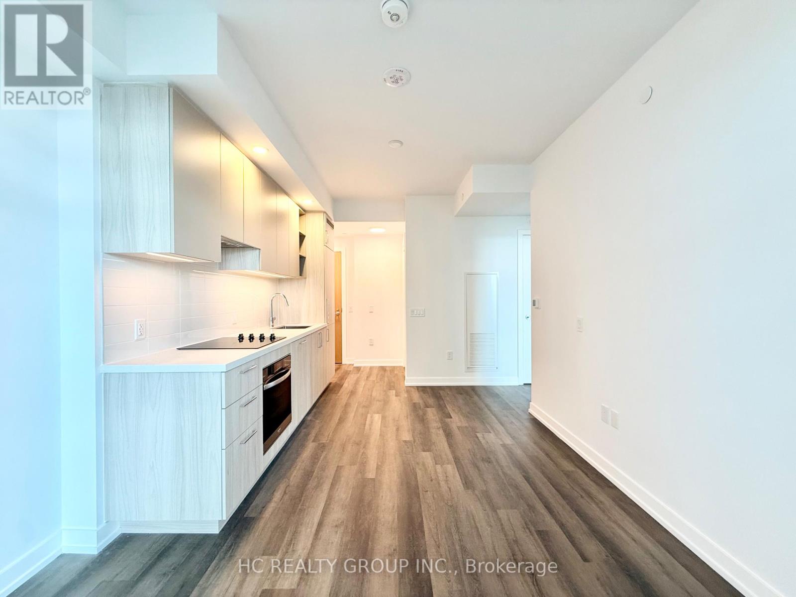 #2007 5 MEADOWDALE ROAD - 2