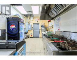 2 - 15 Ringwood Drive, Whitchurch Stouffville, ON L4A8C1 Photo 13