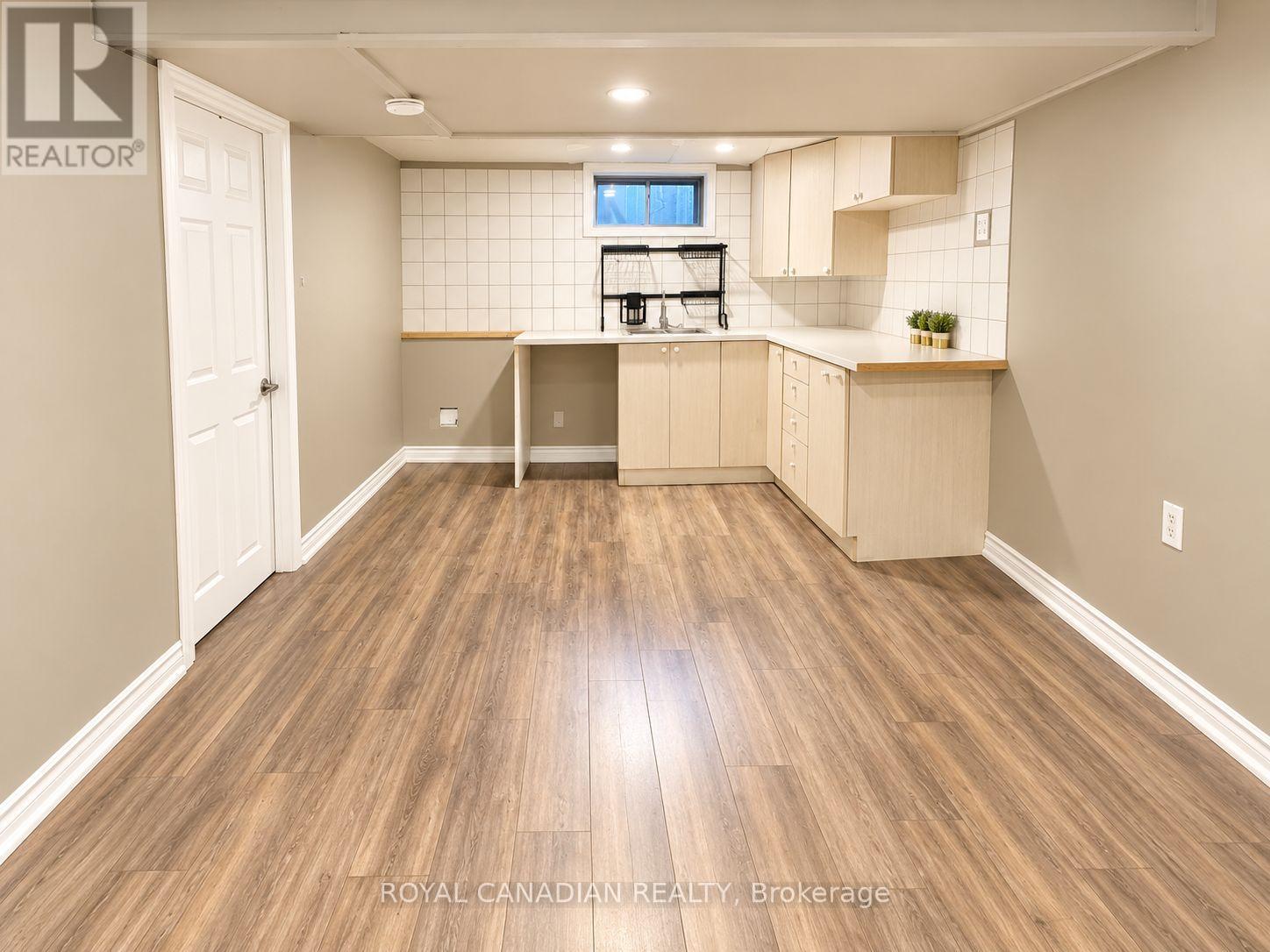 36 MAPLEGROVE AVENUE - 25