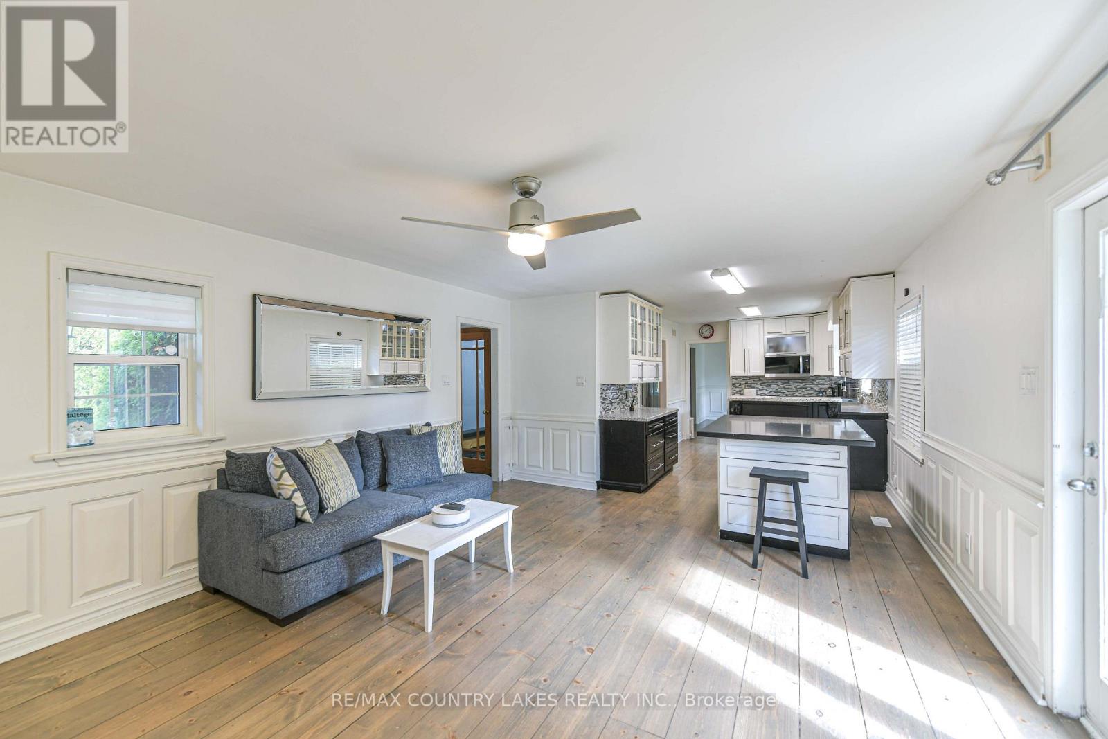 2707 Stephen Drive, Ramara, ON photo 10