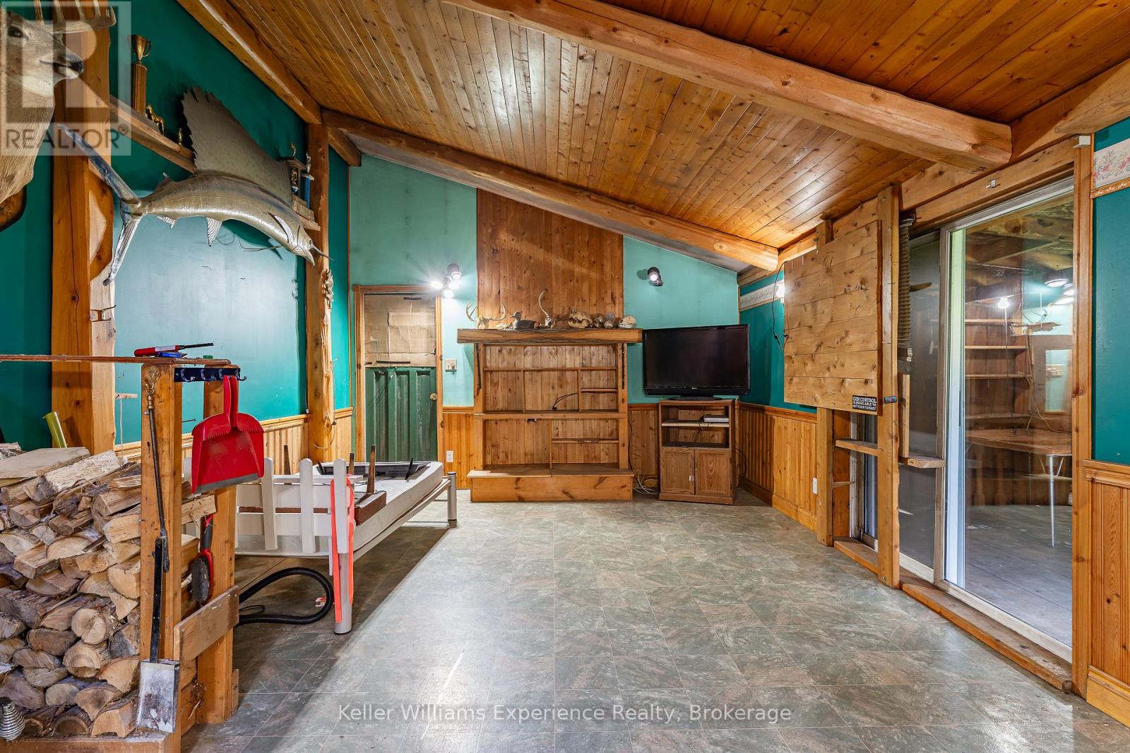 1074 WEST ROAD - Image 15