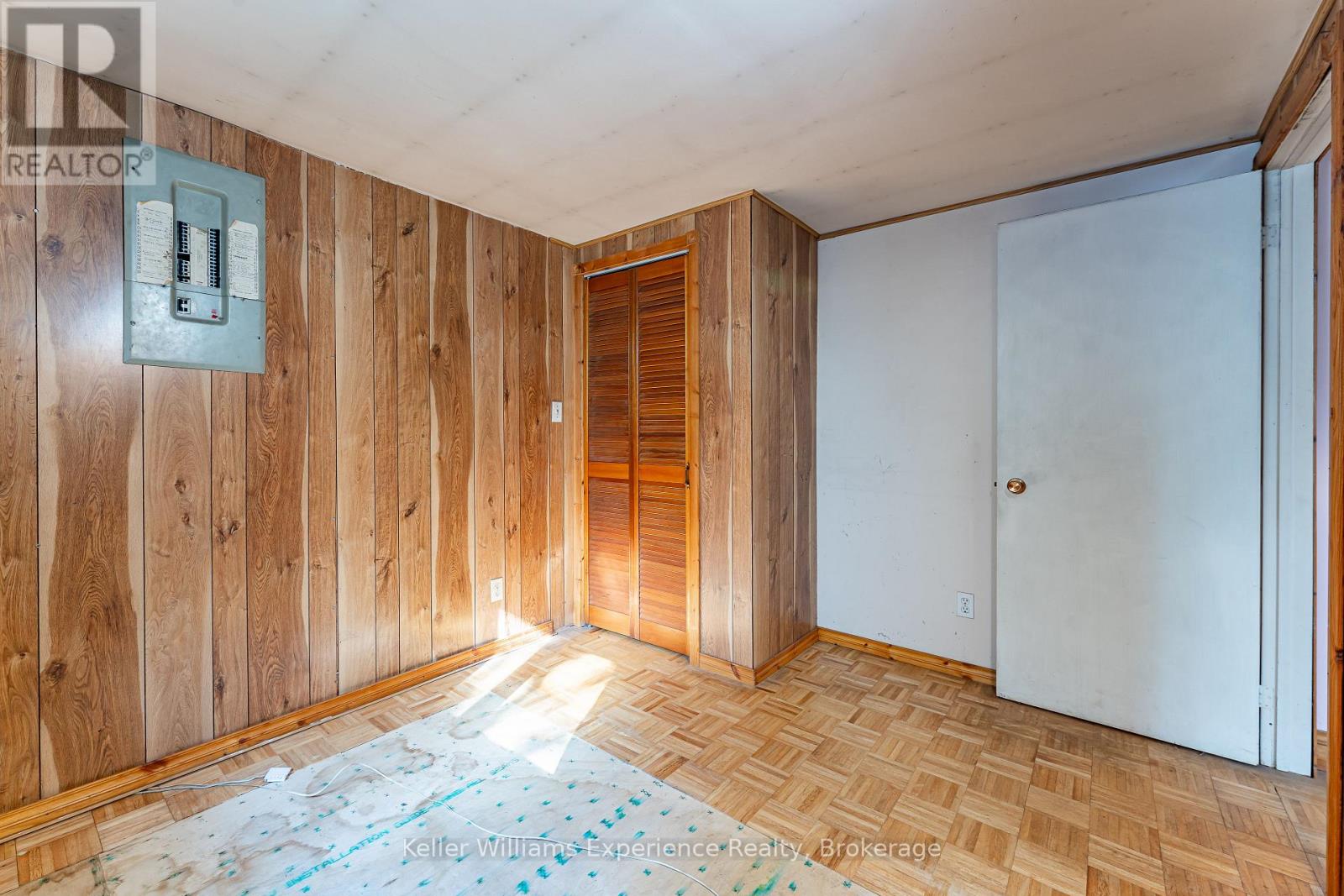 1074 WEST ROAD - Image 25