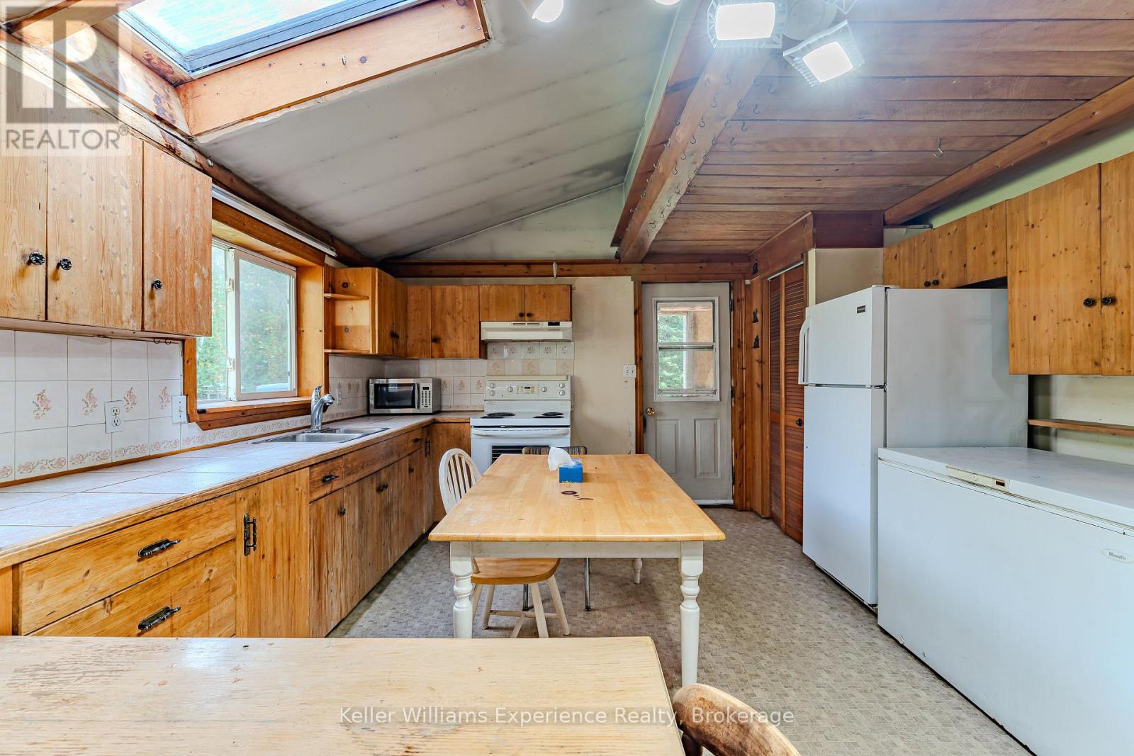 1074 WEST ROAD - Image 5