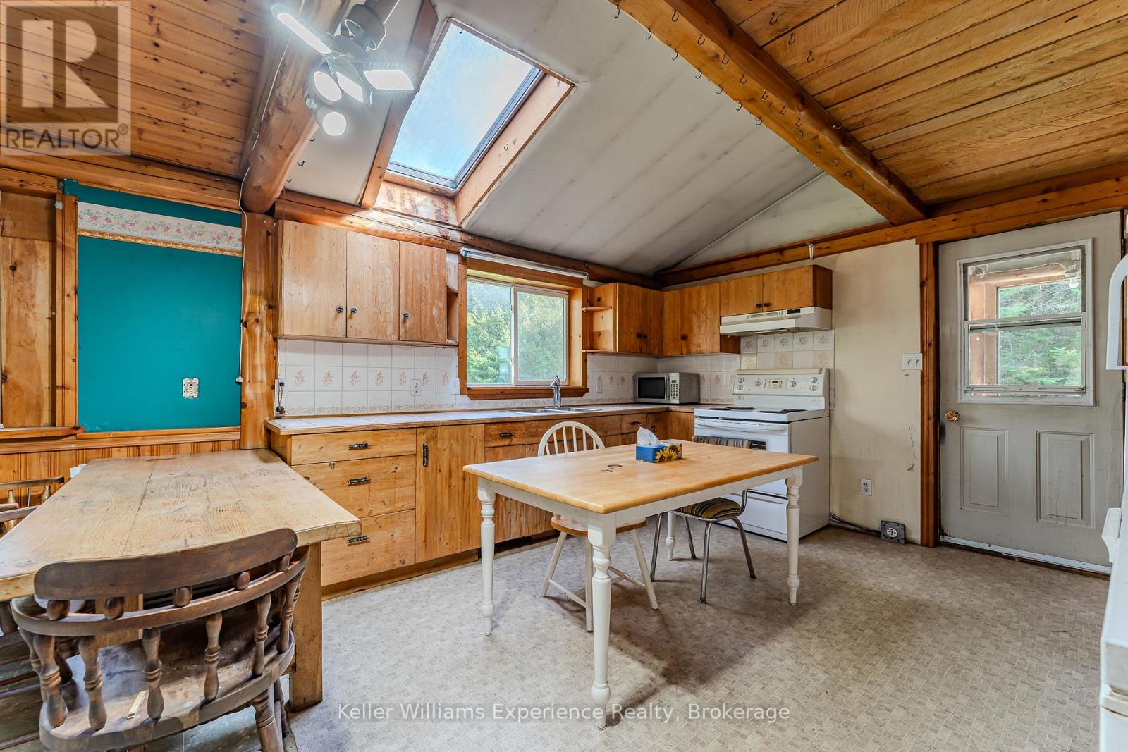 1074 WEST ROAD - Image 6