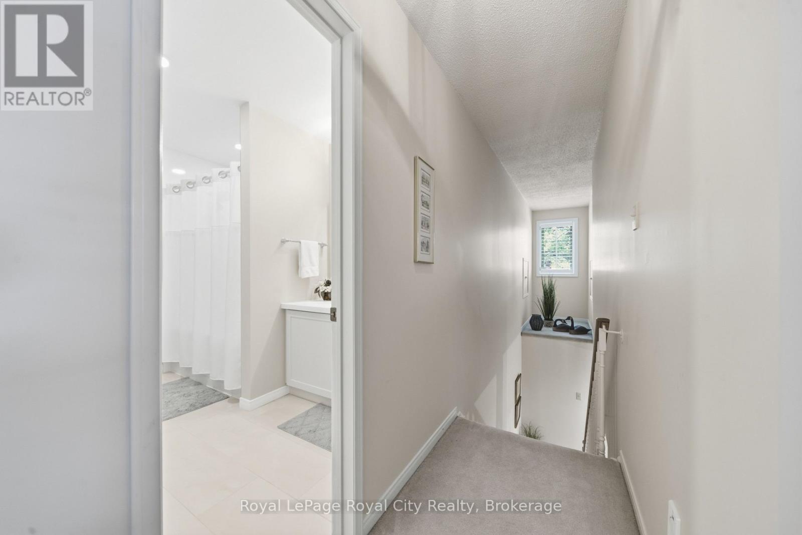 #37 60 PTARMIGAN DRIVE - 23