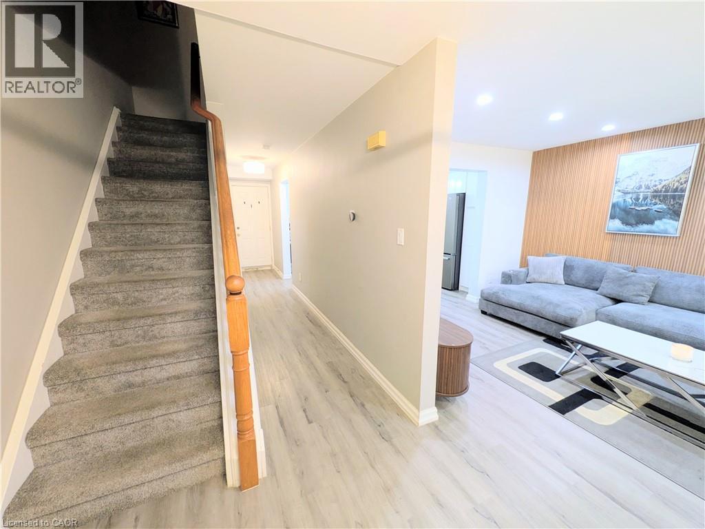 22 RIVERDALE Drive Unit# 1, Hamilton — photo 9