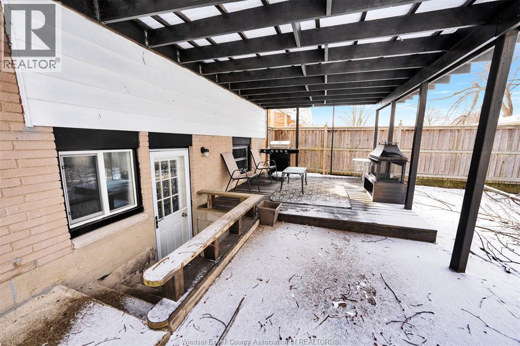 440 FRYER STREET - 23