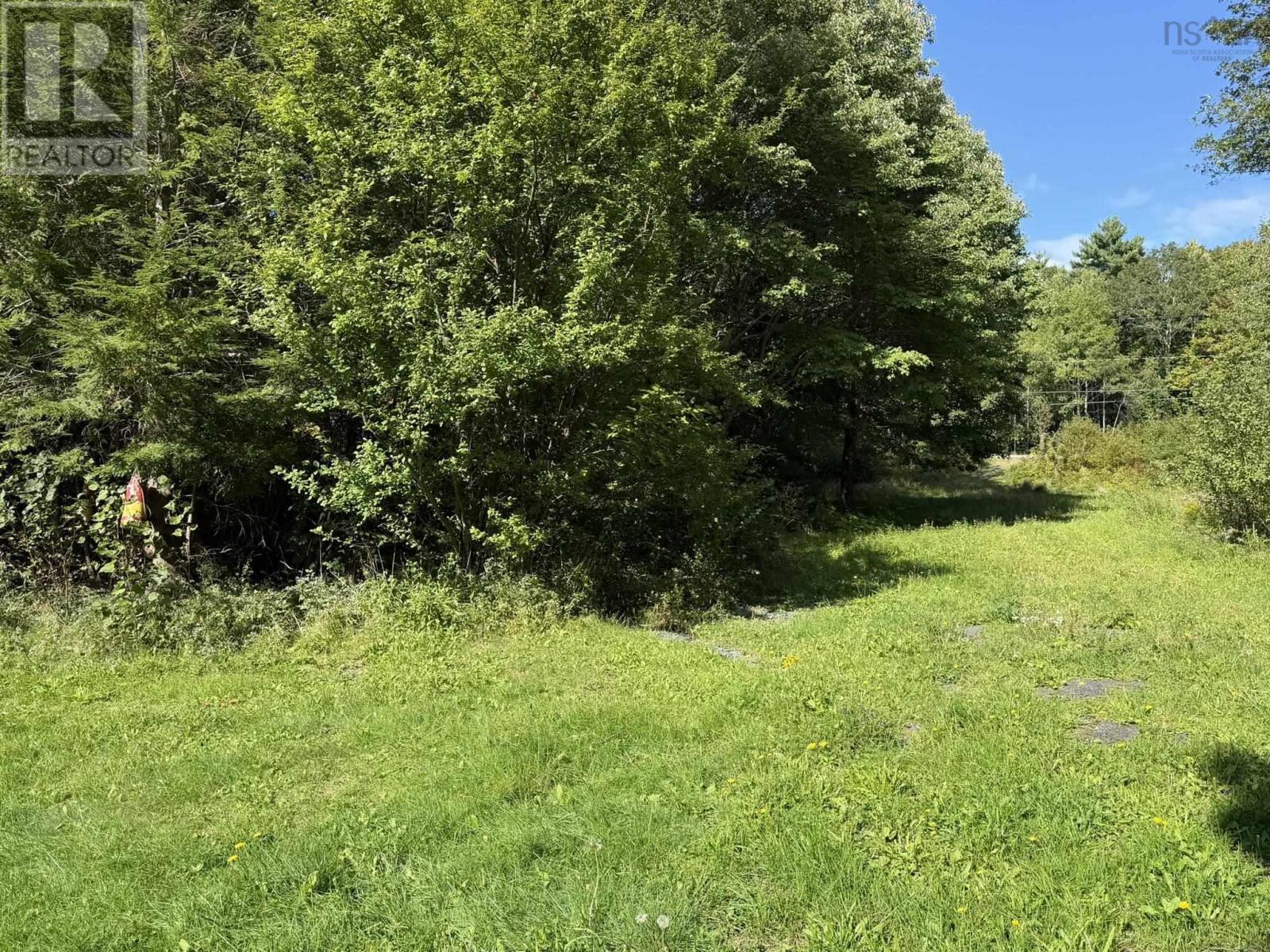 19 River Road - Image 6