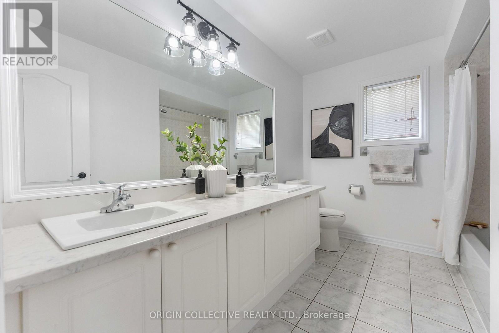 51 Goreway Valley Trail, Brampton, ON photo 36