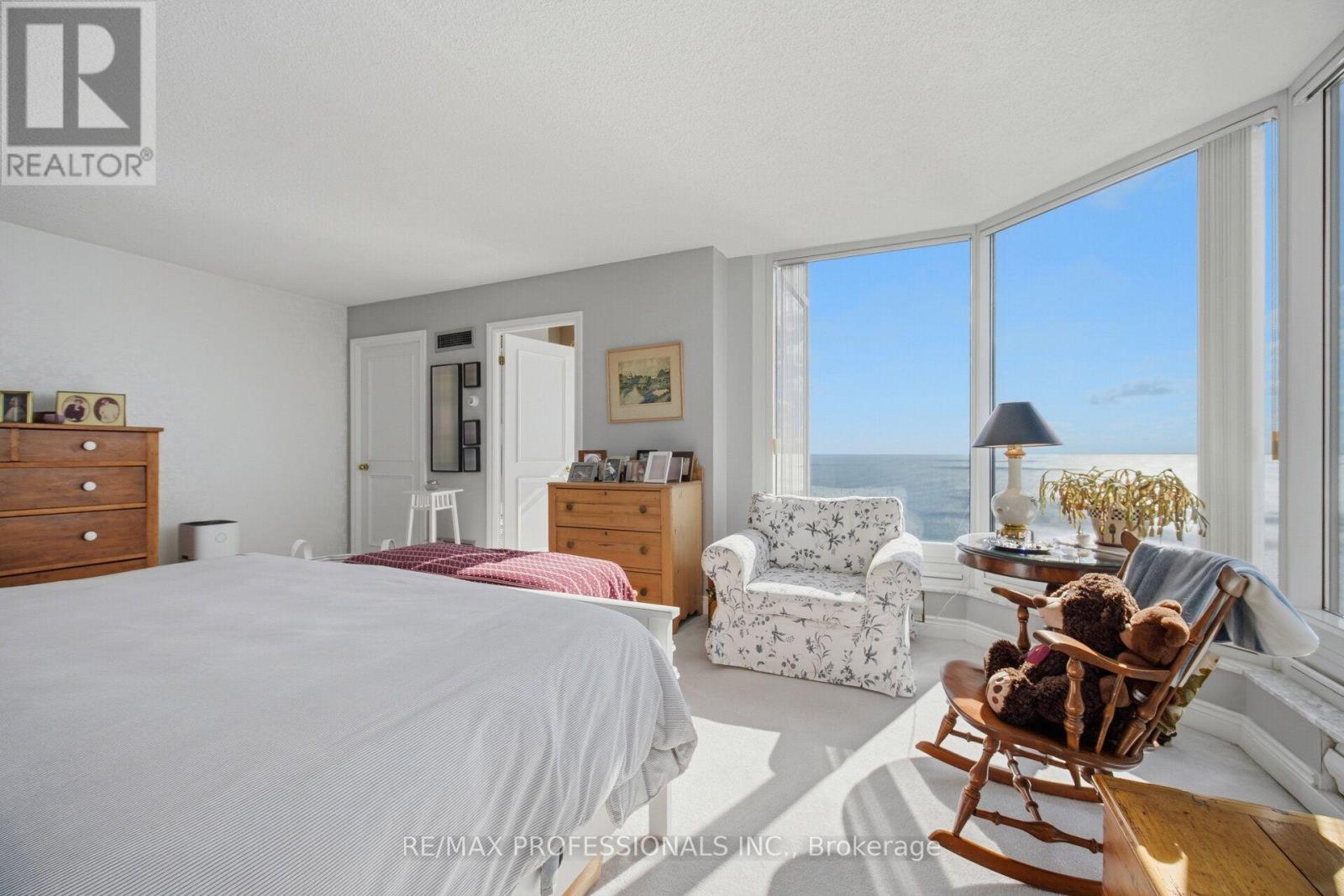 #4203 1 PALACE PIER COURT - 20