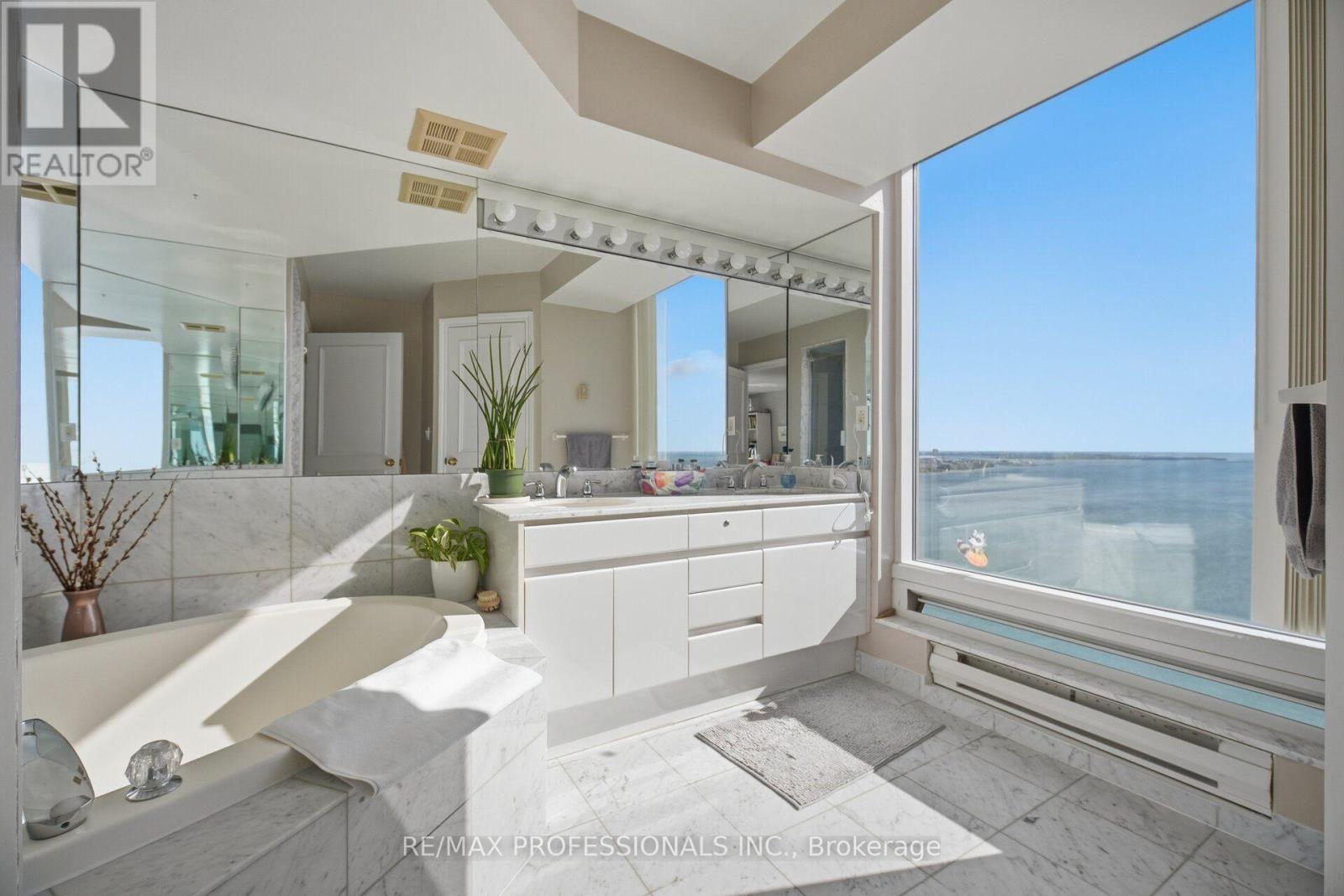 4203- 1 Palace Pier Court, Toronto, ON photo 22