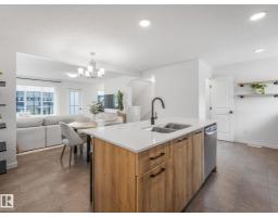 1061 Cy Becker Rd Nw, Edmonton, AB T5Y4B7 Photo 17